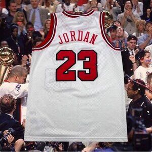 Michael Jordan 97-98 Chicago Bulls NBA Finals Nike Authentic White Jersey Sz.50